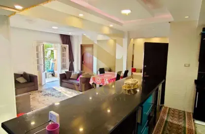 Apartment - 2 Bedrooms - 2 Bathrooms for rent in Street 25 - 1st District - Sheikh Zayed City - Giza