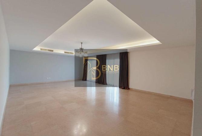 8043280 - Property Image 2