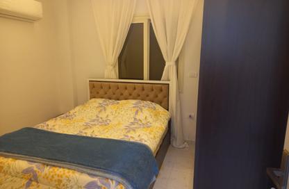 Apartment - 2 Bedrooms - 1 Bathroom for sale in Al Ashrafiya - North Investors Area - New Cairo City - Cairo