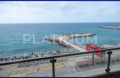 Apartment - 2 Bedrooms - 1 Bathroom for sale in Al Geish Road - Laurent - Hay Sharq - Alexandria