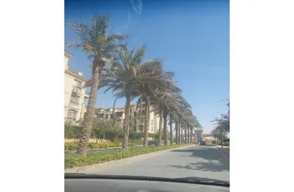 Apartment - 4 Bedrooms - 3 Bathrooms for sale in Stone Residence - 5th Settlement Compounds - The 5th Settlement - New Cairo City - Cairo