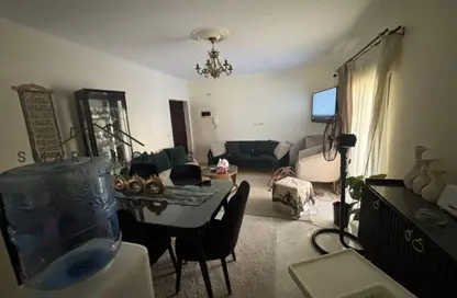 شقة - 2 غرف نوم - 1 حمام للايجار في الحي السادس عشر - الشيخ زايد - الجيزة