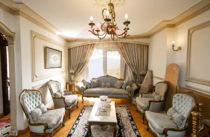 شقة - 3 غرف نوم - 3 حمامات للبيع في شارع كفر عبده - كفر عبده - رشدي - حي شرق - الاسكندرية