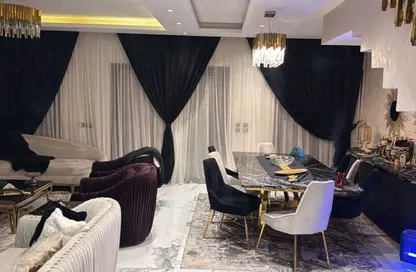 Townhouse - 4 Bedrooms - 3 Bathrooms for sale in Hyde Park - New Cairo City - Cairo