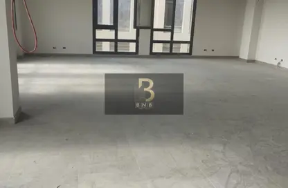Office Space - Studio - 2 Bathrooms for rent in District 5 - 5th Settlement Compounds - The 5th Settlement - New Cairo City - Cairo