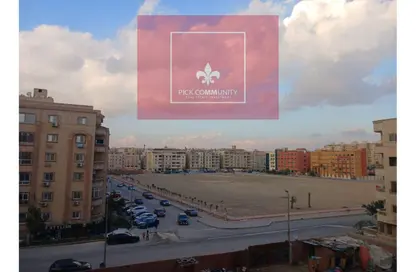 Apartment - 3 Bedrooms - 2 Bathrooms for sale in Eighth Sector - Zahraa El Maadi - Hay El Maadi - Cairo