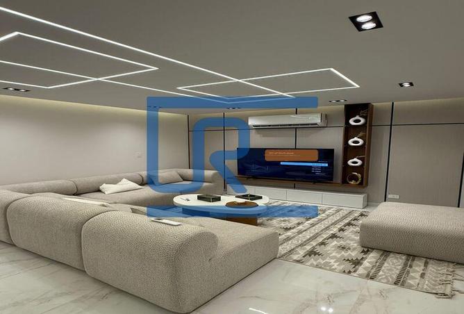 7983323 - Property Image 2