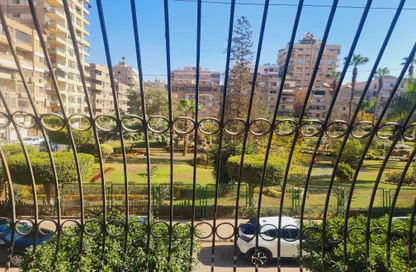 Apartment - 3 Bedrooms - 2 Bathrooms for sale in El Hegaz Square - El Nozha - Cairo