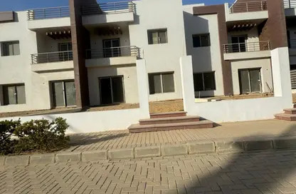 Townhouse - 3 Bedrooms - 2 Bathrooms for sale in Hyde Park - 5th Settlement Compounds - The 5th Settlement - New Cairo City - Cairo