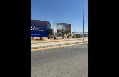 محل - استوديو - 2 حمامات للبيع في جاذبيه - محور 26 يوليو - مدينة 6 أكتوبر - الجيزة