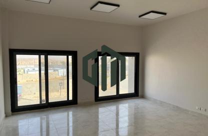 مساحات مكتبية - استوديو - 1 حمام للبيع في شارع مجمع البنوك - شارع التسعين الجنوبي - التجمع الخامس - مدينة القاهرة الجديدة - القاهرة