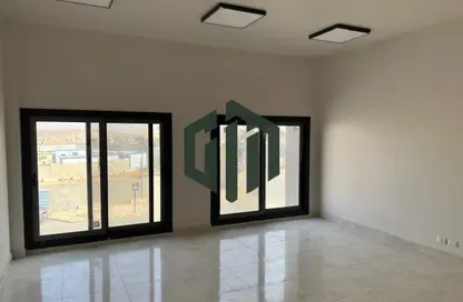 مساحات مكتبية - استوديو - 1 حمام للبيع في شارع مجمع البنوك - شارع التسعين الجنوبي - التجمع الخامس - مدينة القاهرة الجديدة - القاهرة