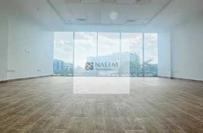 مساحات مكتبية - استوديو - 2 حمامات للايجار في القرية الذكية - طريق مصر اسكندرية الصحراوي - مدينة 6 أكتوبر - الجيزة