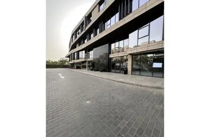 مساحات مكتبية - استوديو - 1 حمام للبيع في ذا بورتال - بيفرلي هيلز - كمبوندات الشيخ زايد - الشيخ زايد - الجيزة