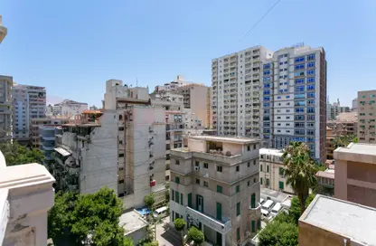 Apartment - 5 Bedrooms - 4 Bathrooms for rent in Ibrahim Nosseir St. - Laurent - Hay Sharq - Alexandria