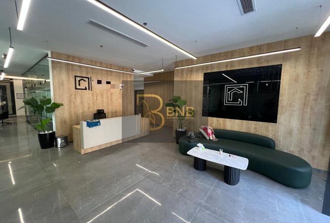 8421102 - Property Image 2