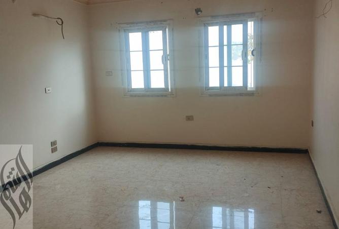 8254549 - Property Image 2