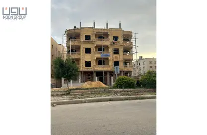 Apartment - 3 Bedrooms - 2 Bathrooms for sale in 10th Neighborhood - 3rd District East - Shorouk City - Cairo