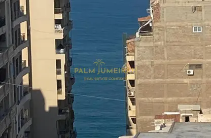 شقة - 3 غرف نوم - 1 حمام للبيع في شارع شعراوي - لوران - حي شرق - الاسكندرية