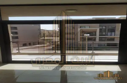 Apartment - 2 Bedrooms - 2 Bathrooms for sale in Fifth Square - The 5th Settlement - New Cairo City - Cairo
