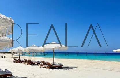 Chalet - 2 Bedrooms - 2 Bathrooms for sale in Mountain View - Ras Al Hekma - North Coast