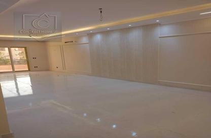 Apartment - 3 Bedrooms - 3 Bathrooms for rent in South Lotus - El Lotus - New Cairo City - Cairo
