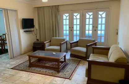 Apartment - 2 Bedrooms - 2 Bathrooms for rent in Street 233 - Degla - Hay El Maadi - Cairo