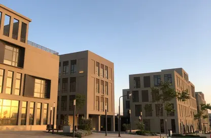 مساحات مكتبية - استوديو - 1 حمام للبيع في ديستريكت 5 - كمبوندات التجمع الخامس - التجمع الخامس - مدينة القاهرة الجديدة - القاهرة