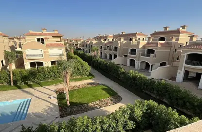 فيلا - 4 غرف نوم - 4 حمامات للبيع في الباتيو 5 ايست - الباتيو - كمبوندات الشروق - مدينة الشروق - القاهرة