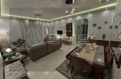 Apartment - 3 Bedrooms - 2 Bathrooms for rent in Hyde Park - New Cairo City - Cairo