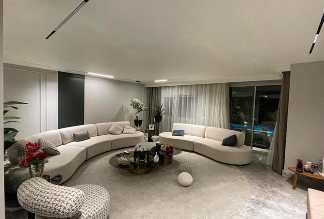 7979825 - Property Image 3