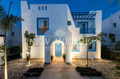 Chalet - 2 Bedrooms - 2 Bathrooms for sale in Mountain View - Ras Al Hekma - North Coast