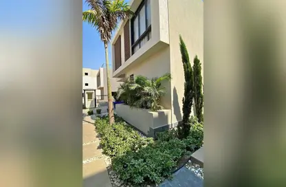 Villa - 4 Bedrooms - 4 Bathrooms for sale in Sodic East - 6th District - New Heliopolis - Cairo
