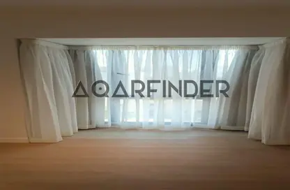 (بنتهاوس  (روف - 4 غرف نوم - 4 حمامات للايجار في أو ويست - كمبوندات 6 أكتوبر - مدينة 6 أكتوبر - الجيزة