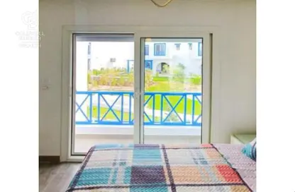 Chalet - 3 Bedrooms - 2 Bathrooms for sale in Mountain View - Ras Al Hekma - North Coast