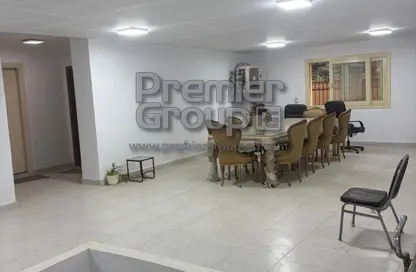 Apartment - 4 Bedrooms - 3 Bathrooms for sale in Sarayat Al Maadi - Hay El Maadi - Cairo