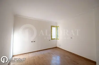 شقة - 2 غرف نوم - 2 حمامات للبيع في سموحة - حي شرق - الاسكندرية