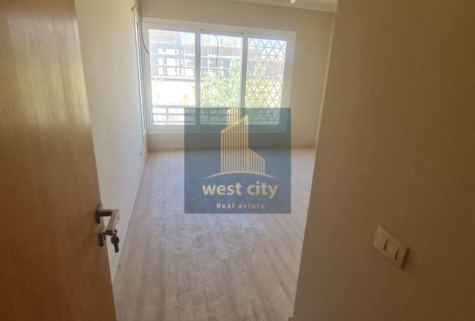 8063086 - Property Image 2