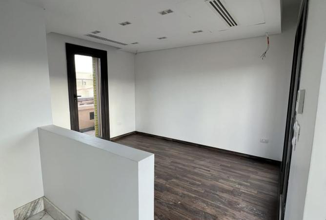 8349934 - Property Image 2