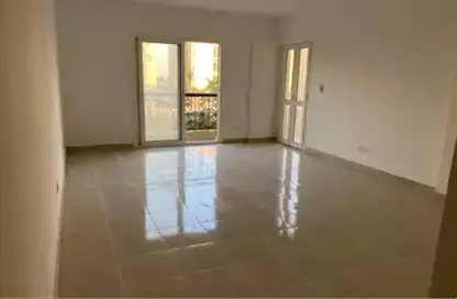 شقة - 3 غرف نوم - 3 حمامات للبيع في حدائق المهندسين - الحي الرابع - الشيخ زايد - الجيزة