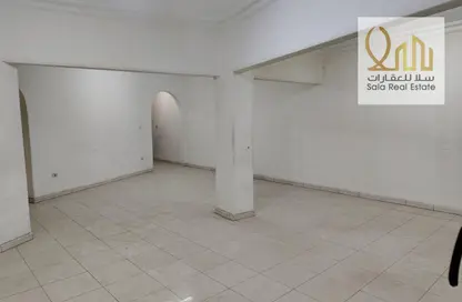 شقة - 2 غرف نوم - 1 حمام للايجار في شارع وزاره الزراعه - الدقي - الجيزة