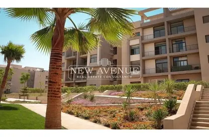 Apartment - 3 Bedrooms - 2 Bathrooms for sale in Moon Residences - Fifth Square - The 5th Settlement - New Cairo City - Cairo