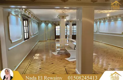 شقة - 3 غرف نوم - 3 حمامات للبيع في شارع الدهان - كامب شيزار - حي وسط - الاسكندرية