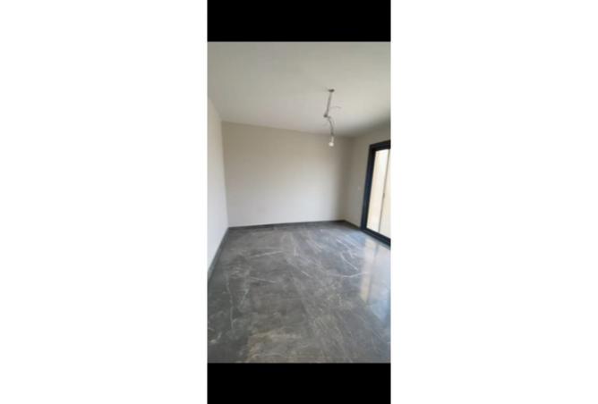 8219069 - Property Image 2