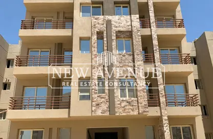 Apartment - 4 Bedrooms - 3 Bathrooms for sale in Flowers Park - North Investors Area - New Cairo City - Cairo