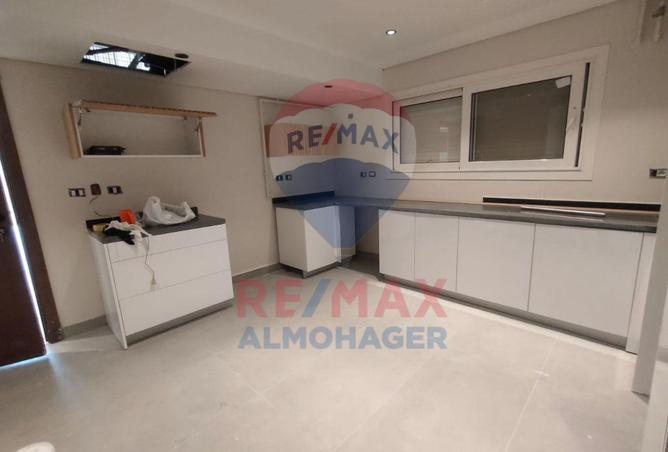 8432517 - Property Image 2