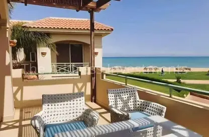 فيلا - 2 غرف نوم - 2 حمامات للبيع في لافيستا باي - لافيستا - قسم الضبعة - الساحل الشمالي