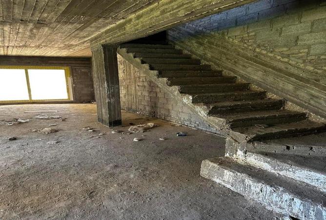 8065361 - Property Image 2