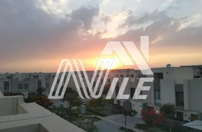 Townhouse - 4 Bedrooms - 4 Bathrooms for sale in Al Burouj Compound - El Shorouk Compounds - Shorouk City - Cairo