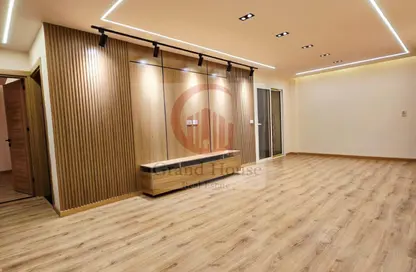 Apartment - 2 Bedrooms - 1 Bathroom for sale in Madinaty - Cairo